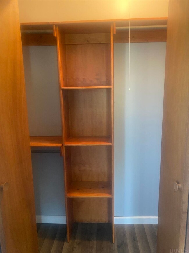 1810 Hazel St, Auburn, IN 46706 - photo 7