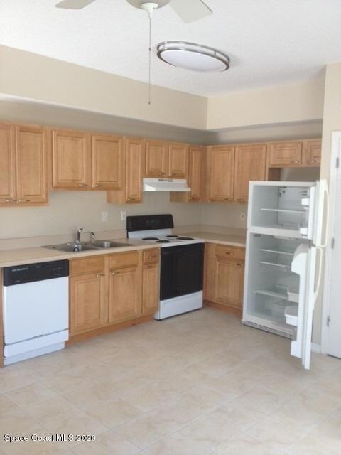 14 Carmalt St unit 104, Cocoa, FL 32922 - photo 4