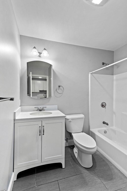 9 Needhams Landing Rd unit 207, Lynn, MA 01905 - photo 7