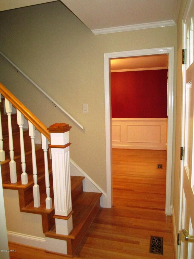 Foyer area 2