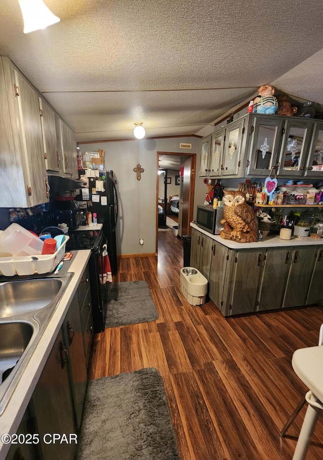 425 Coralvine Dr, Chipley, FL 32428 - photo 3