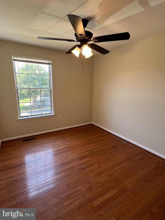 14929 Ladymeade Cir, Silver Spring, MD 20906 - photo 6