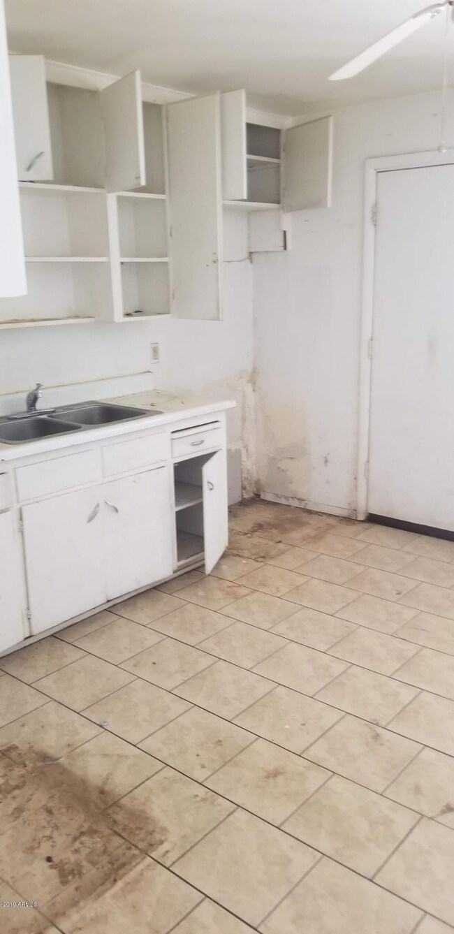 Kitchen2