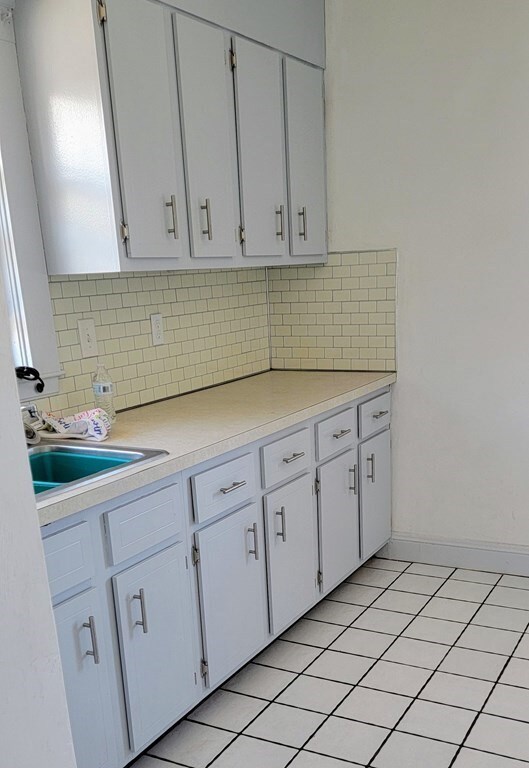 92 Russell St unit 92, Quincy, MA 02171 - photo 2