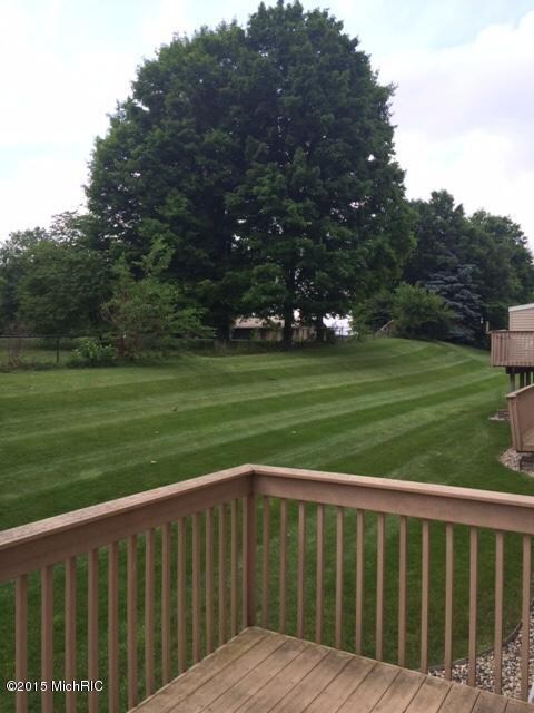 7511 Navajo Valley Dr SW unit 40, Byron Center, MI 49315 - photo 2