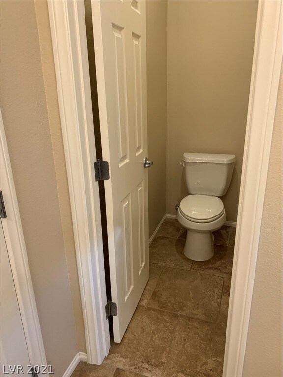 7533 Crooked Branch St, Las Vegas, NV 89143 - photo 6