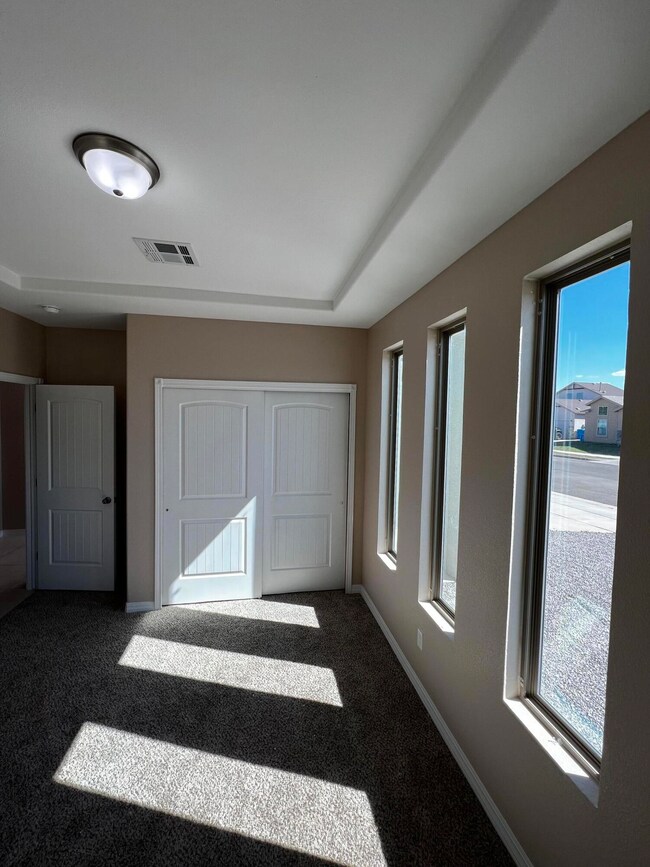 629 Guy Meyers St, Socorro, TX 79927 - photo 6