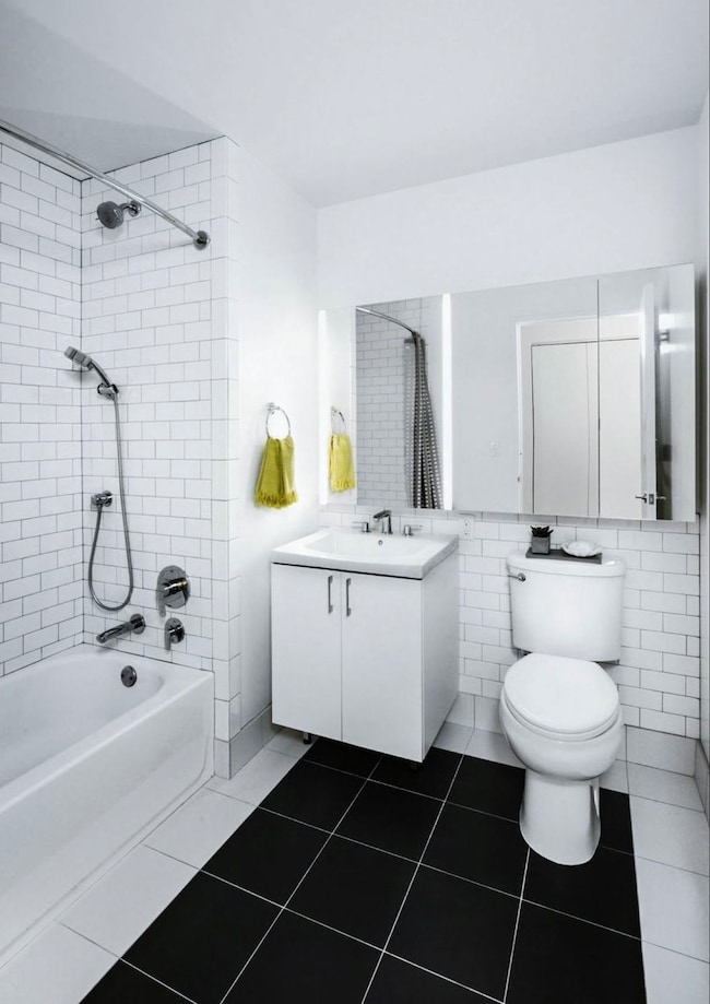 unlisted-address, New York, NY 10005 - photo 4