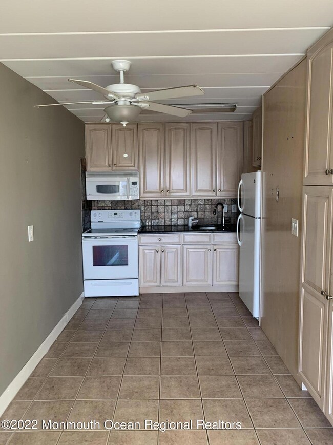 200 Ocean Park Ave unit 3A, Bradley Beach, NJ 07720 - photo 4