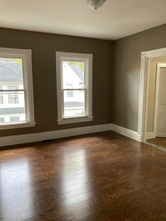 65 Thorndike St unit 6 1/2, Concord, NH 03301 - photo 4