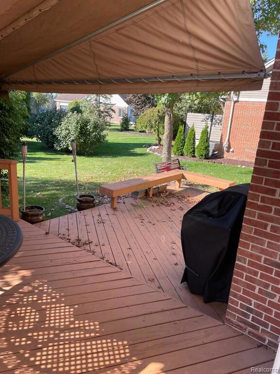 45357 Glengarry Blvd, Canton Township, MI 48188 - photo 5