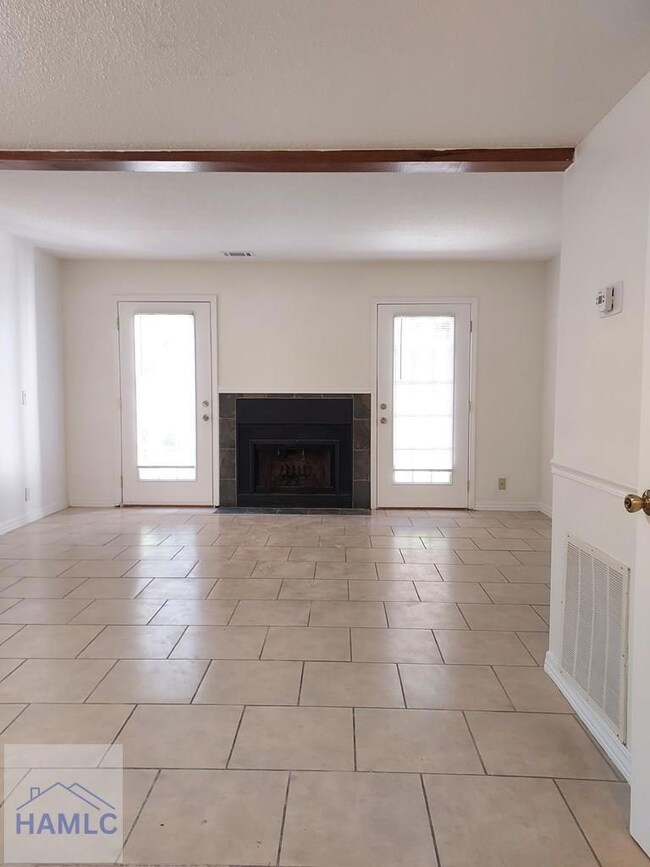 727 S Main St unit 107, Hinesville, GA 31313 - photo 3