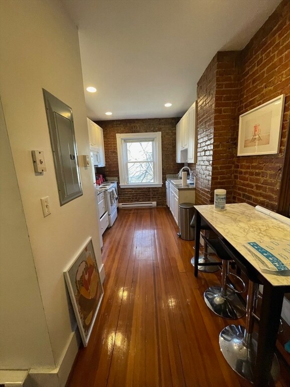 915 Beacon St unit 3, Boston, MA 02215 - photo 4