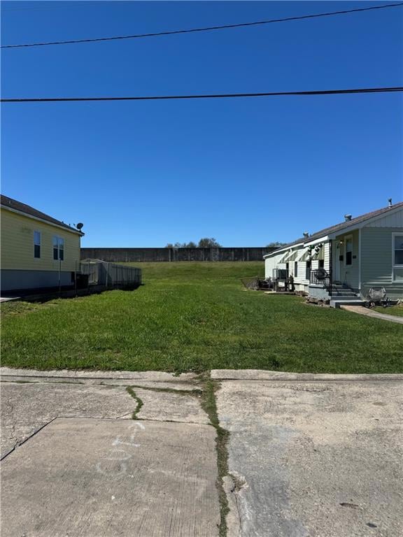 6052 Warrington Dr, New Orleans, LA 70122 - photo 3