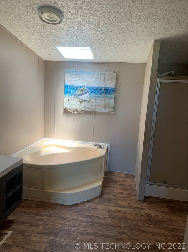 3290 Alt 75, Mounds, OK 74047 - photo 6