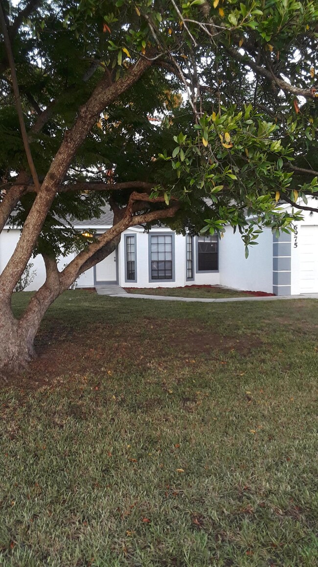 6975 Bright Ave, Cocoa, FL 32927 - photo 2