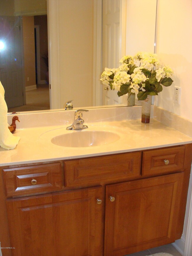 2nd bathroom a