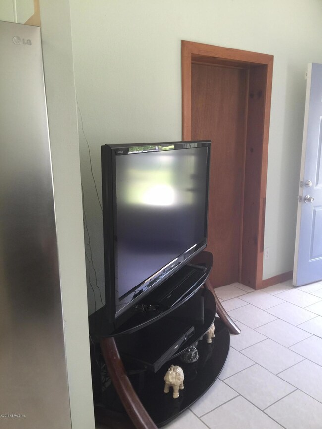 5143 Lexington Ave, Jacksonville, FL 32210 - photo 6