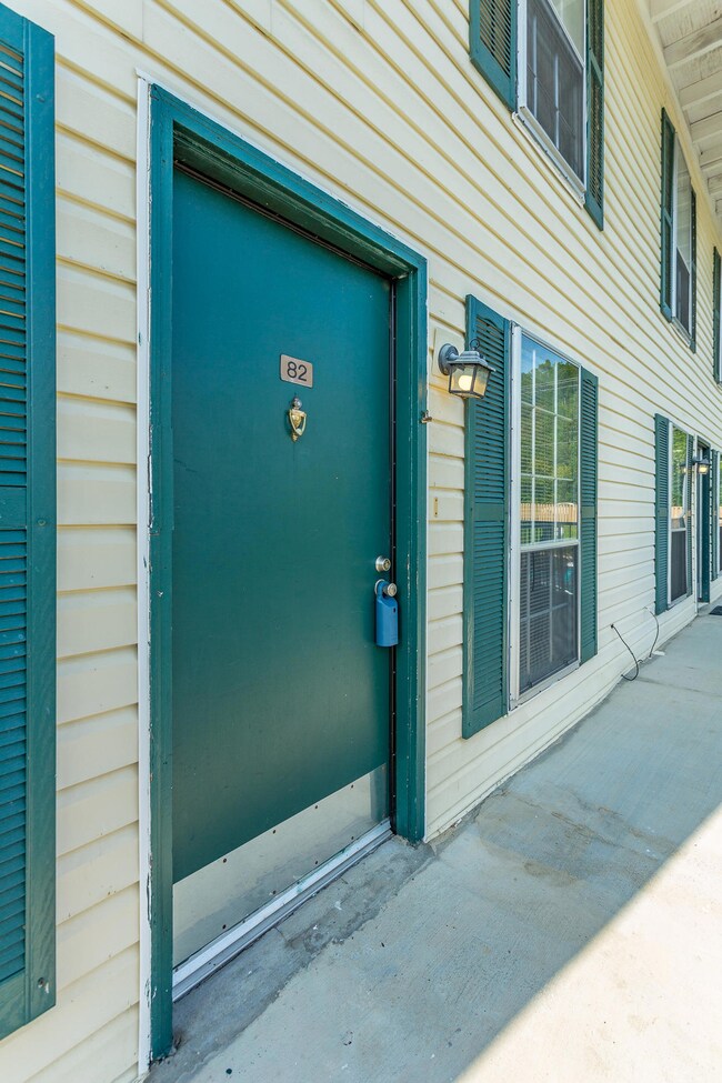 900 Mountain Creek Road, #82-35