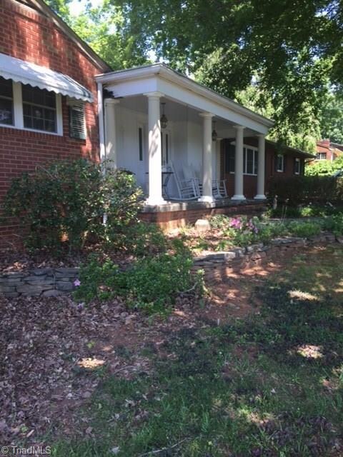 1422 Arrow Wood Rd, Asheboro, NC 27205 - photo 3