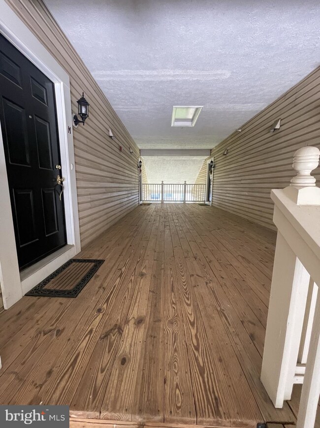 8301 Bluebird Way unit 8301L, Lorton, VA 22079 - photo 4