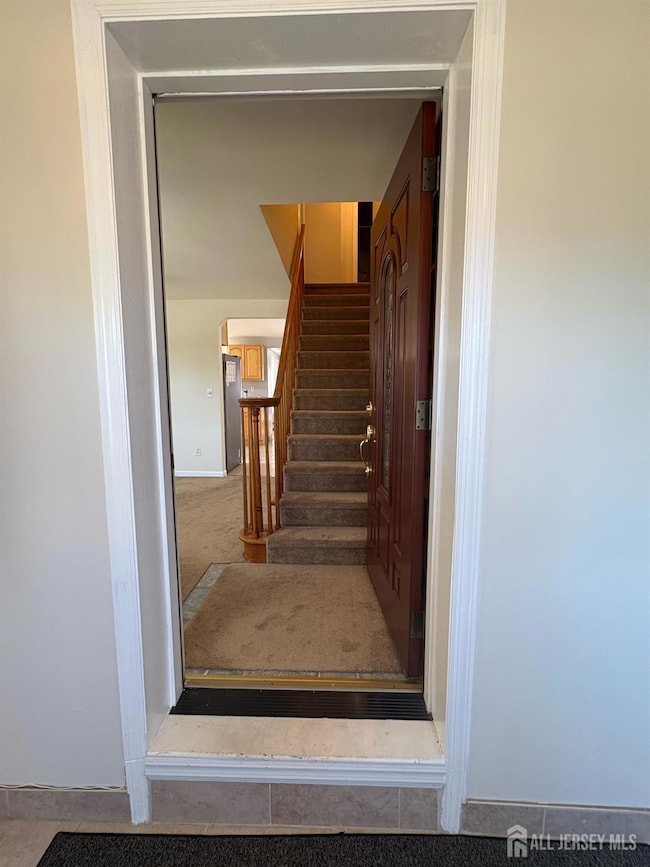 33 Hermann St, Carteret, NJ 07008 - photo 4