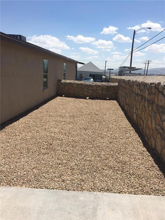 2401 Portland Ave unit A, El Paso, TX 79930 - photo 3