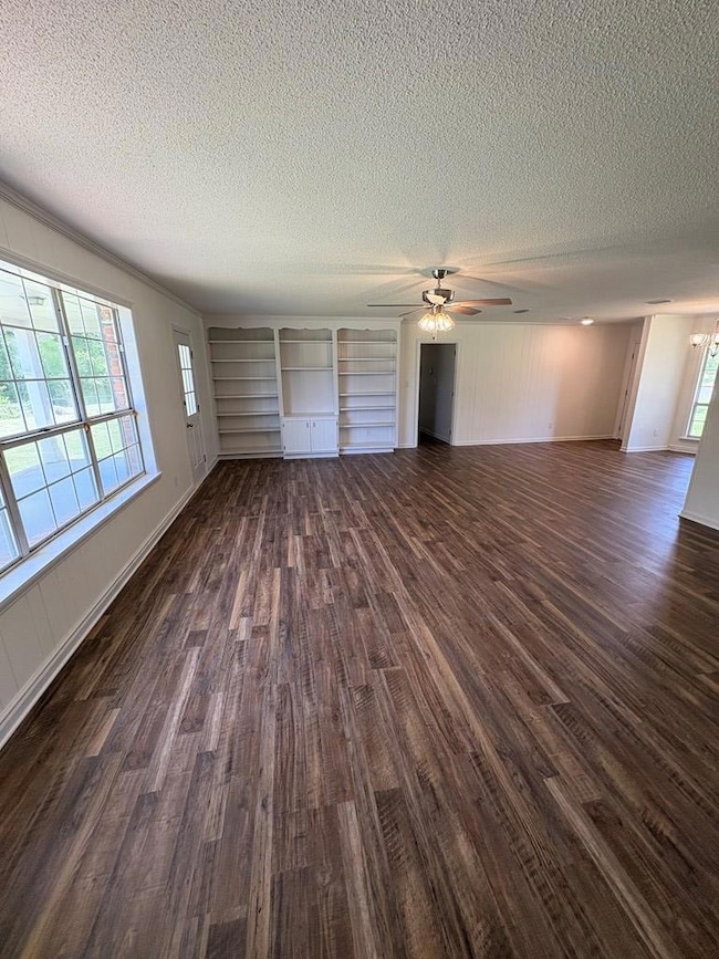 383 Camellia Dr, Valdosta, GA 31605 - photo 4