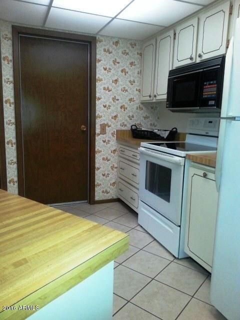 13630 N 109th Ave unit 17F, Sun City, AZ 85351 - photo 3