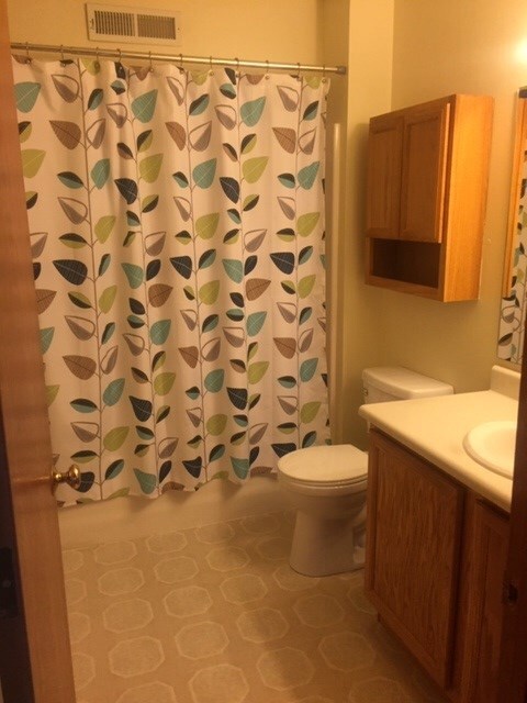 4702 Chadwick Rd unit 8, Cedar Falls, IA 50613 - photo 5