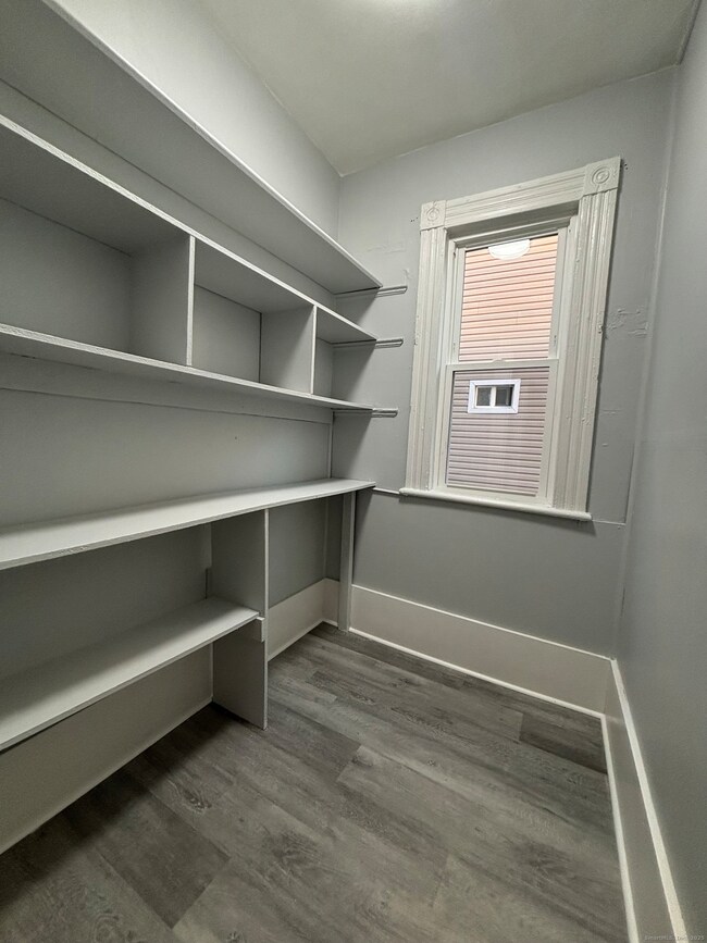 unlisted-address, Bridgeport, CT 06605 - photo 7