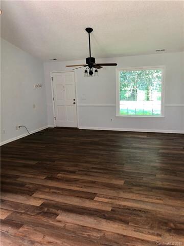 fresh neutral colors throughout