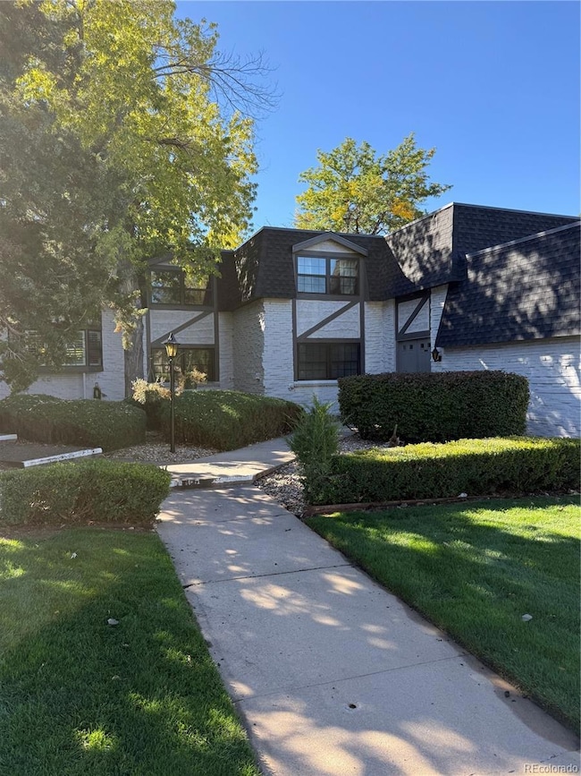 3511 S Hillcrest Dr unit 4, Denver, CO 80237 - photo 2