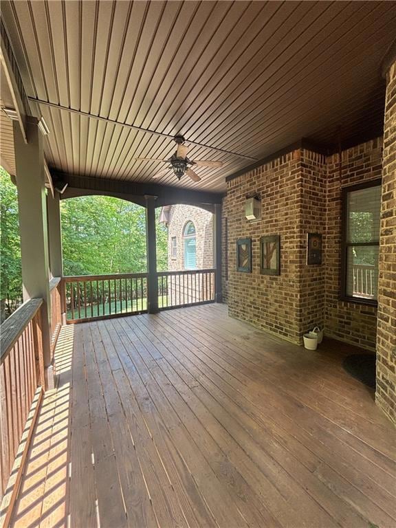 Deck with ceiling fan
