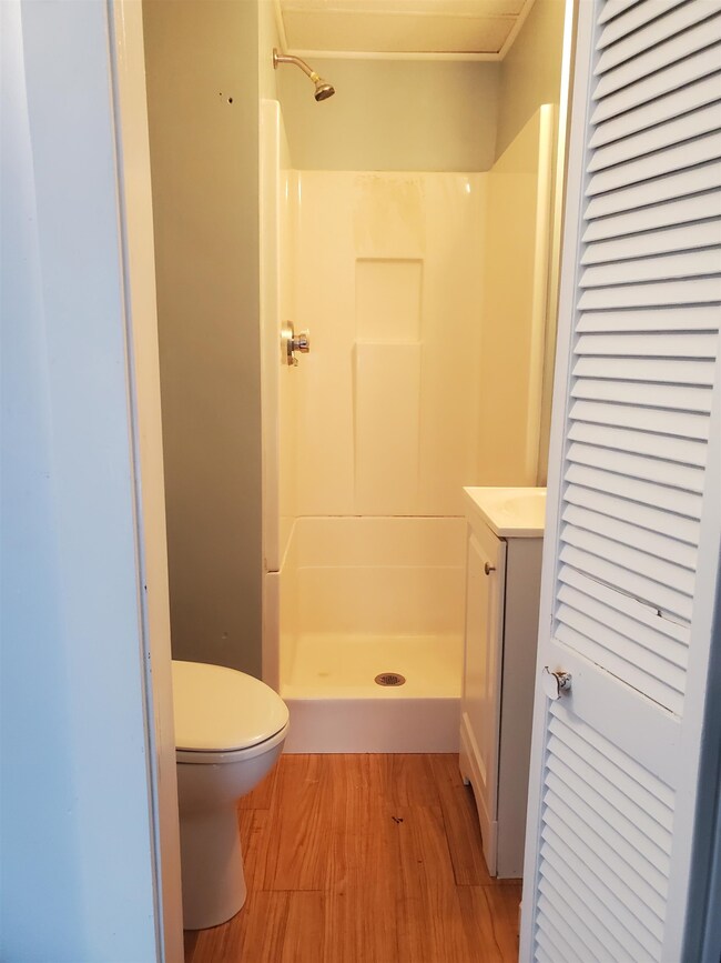 30 Elm St unit 8, Whitefield, NH 03598 - photo 4