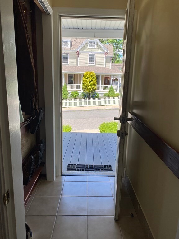 26 Lawrence St unit 26, Woburn, MA 01801 - photo 3