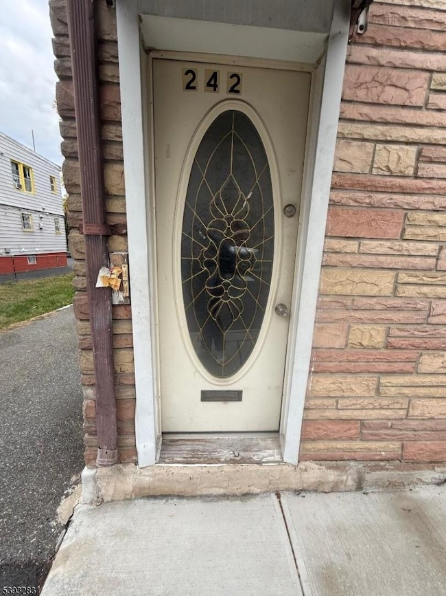 242 N Day St unit 244, Orange, NJ 07050 - photo 2