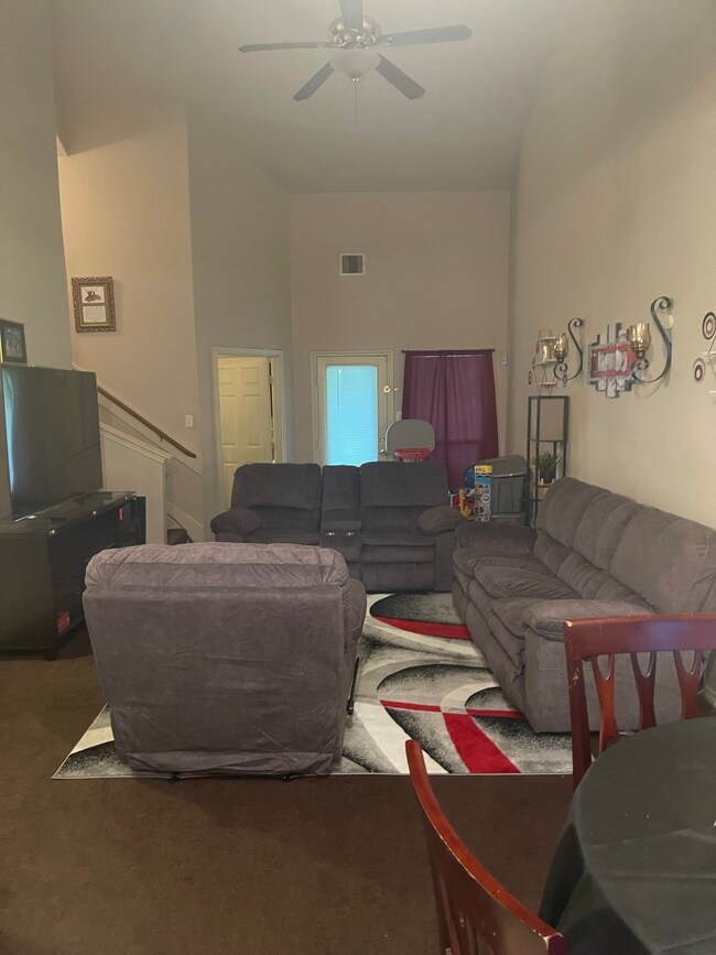 6824 Saint Augustine St unit A&B, Houston, TX 77021 - photo 3