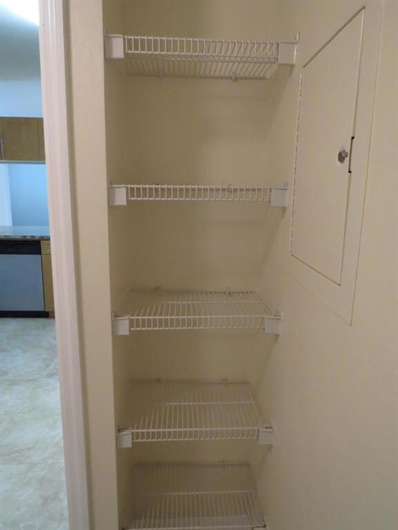 6511 Emerald Dunes Dr unit 201, West Palm Beach, FL 33411 - photo 5