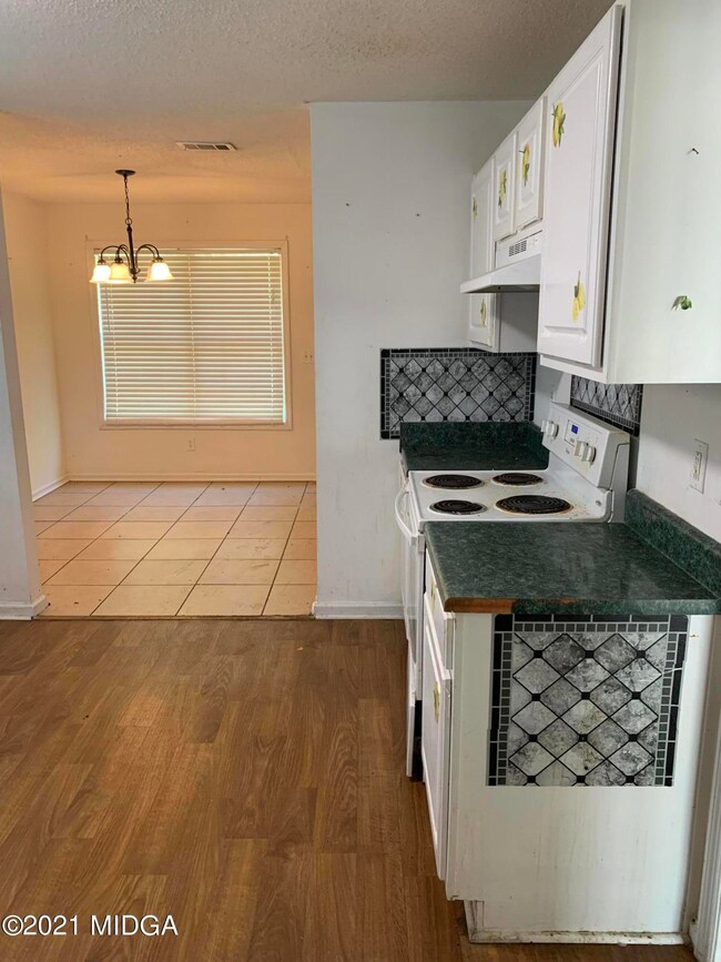 Kitchen and dinning
