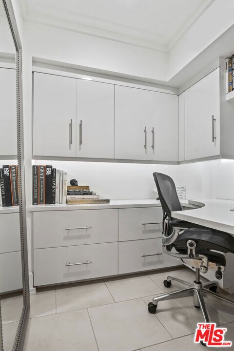 Horn Plaza unit 304, West Hollywood, CA 90069 - photo 6