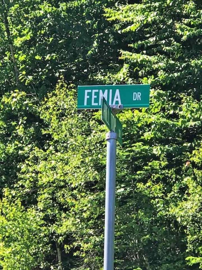 0 Femia unit 4670586, Stewartstown, NH 03576 - photo 4