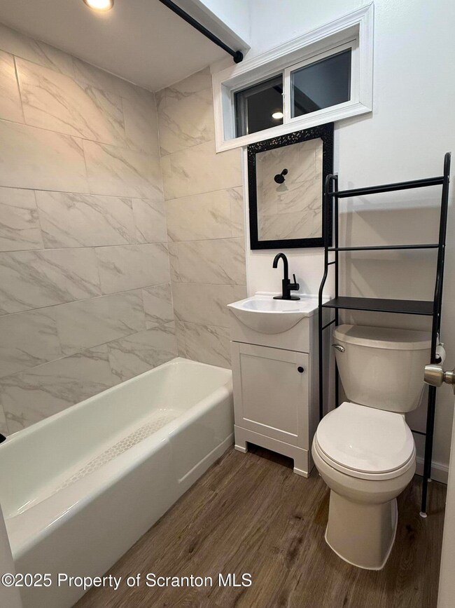 929 Stafford Ave unit 2, Scranton, PA 18505 - photo 5