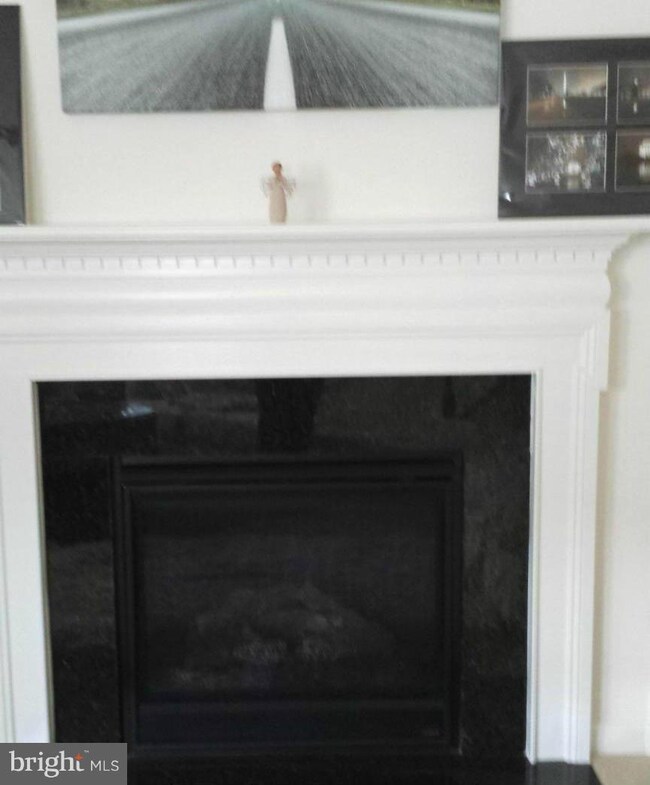 2275 Merseyside Dr unit 23, Woodbridge, VA 22191 - photo 5