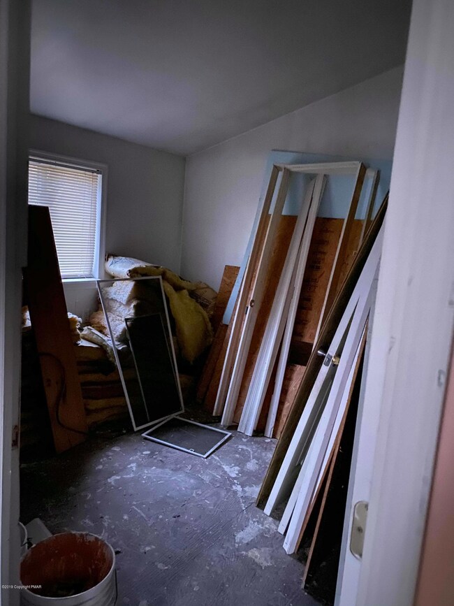 206 Azalea St, Kunkletown, PA 18058 - photo 5