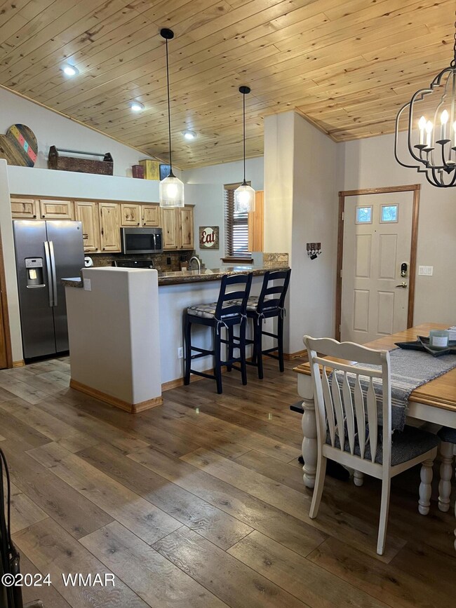 Kitchen/Dining