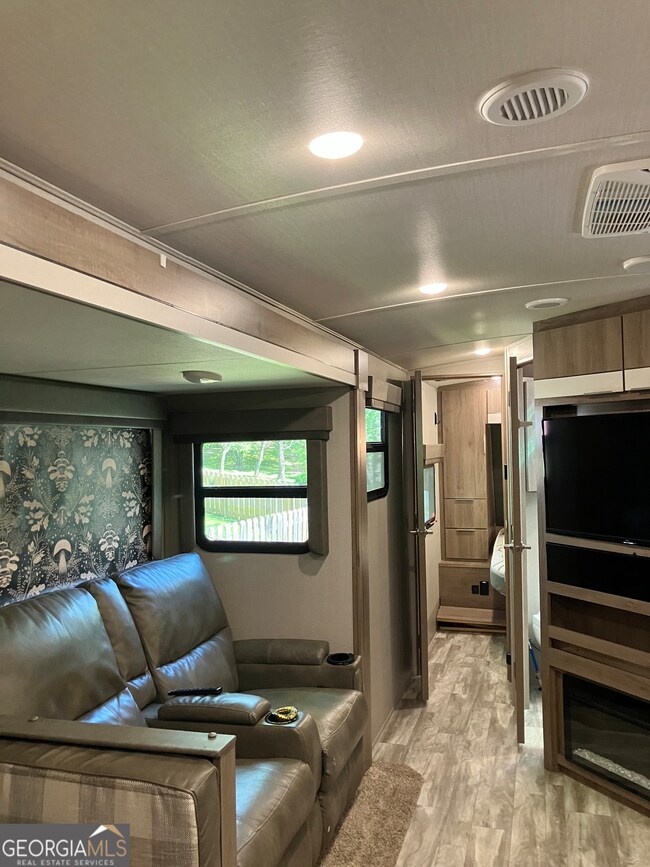 418 Elkmont Trail, Cleveland, GA 30528 - photo 6