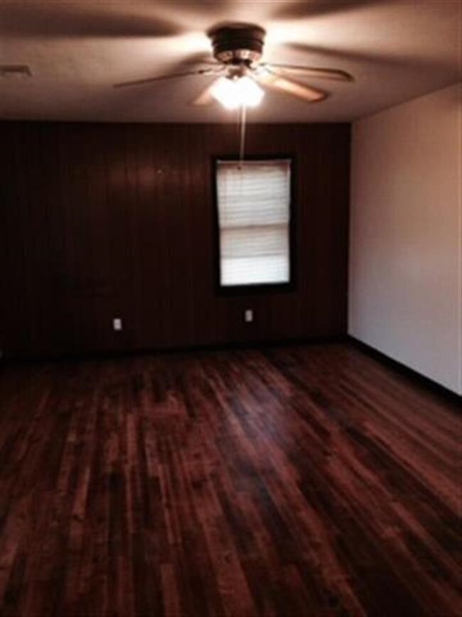 413 Curtis St, Warner Robins, GA 31093 - photo 5