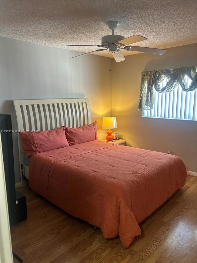 1166 6th Ave unit D6, Vero Beach, FL 32960 - photo 4