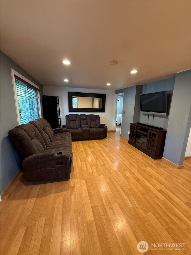 3533 SE 6th St, Renton, WA 98058 - photo 4